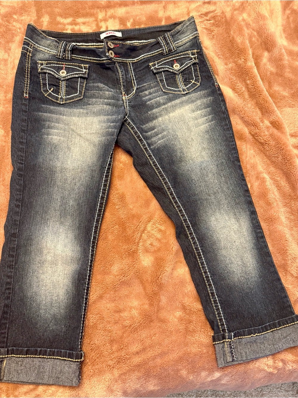 Women’s Dark Washed Capri Jeans with Contrast Stitching by Bongo